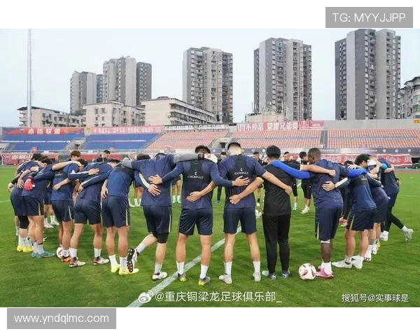中超第十五轮重庆铜梁龙观众爆满